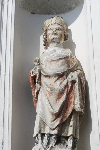 10_statue_exterieure.jpg